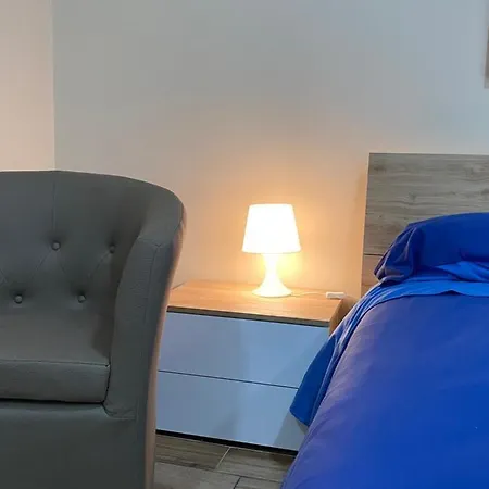 بيت للعطل Violet House.