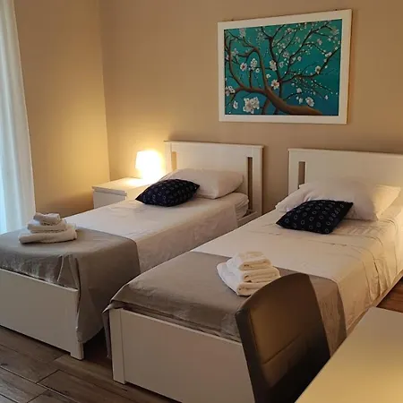 Holiday home Violet House. Catania